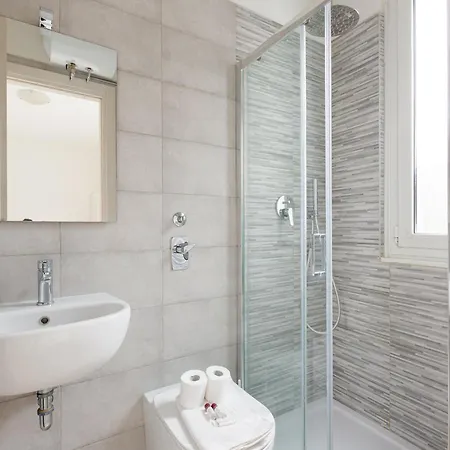 Apartmán Cimiano M2 Cozy With Balcony