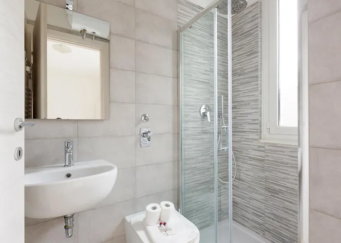 Apartament Cimiano M2 Cozy With Balcony