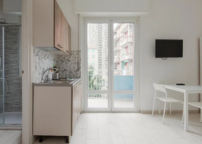 Apartament Cimiano M2 Cozy With Balcony Mediolan