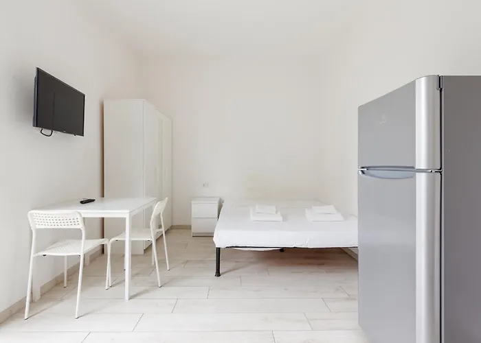 Cimiano M2 Cozy With Balcony Apartament *