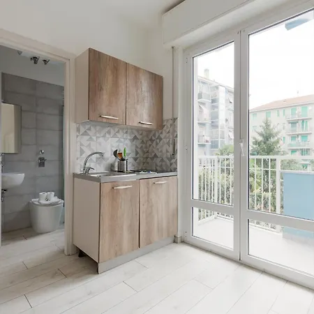 Daire Cimiano M2 Cozy With Balcony *